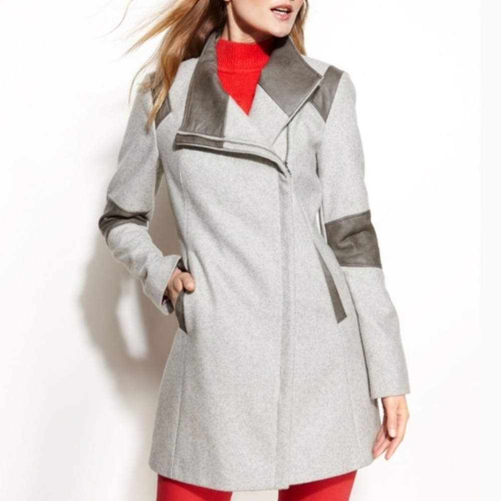 {{SOLD}} CK Modern Gray wool blend coat - Picture 3 of 8